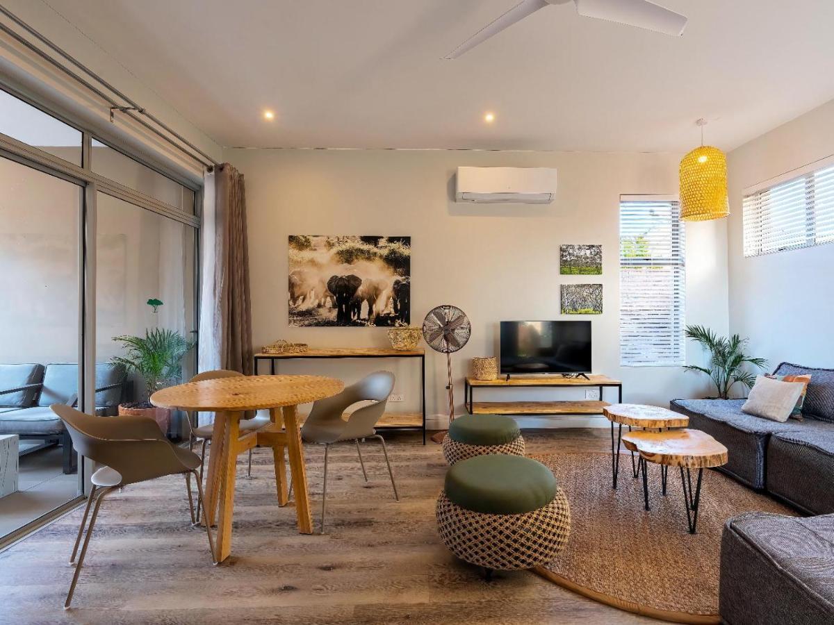 Miombo Mews Apartment Виктория Фолс Екстериор снимка